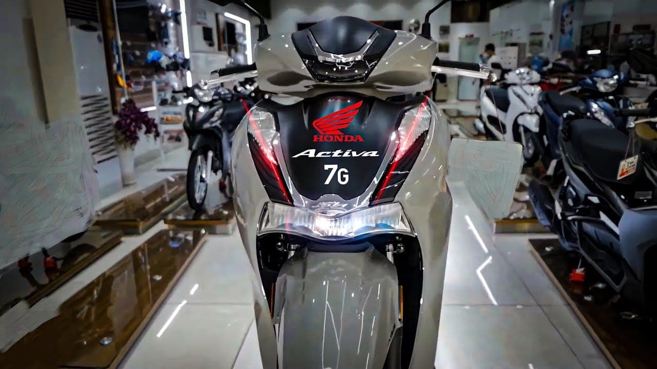 धमाकेदार फीचर्स के साथ मार्केट में  में गर्दा उड़ा रही Honda Activa 7G ,जाने क्या है इसके फीचर्स